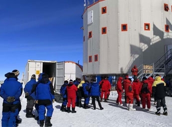 Tekon Electronics arrives to the cold Antarctica